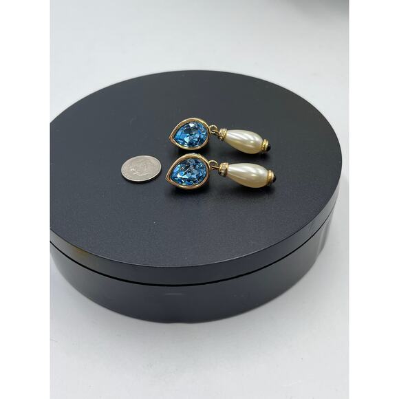 Swarovski Swan Gold Plated Blue Faceted Crystal Purple Cabochon Clip Earrings - Picture 12 of 13